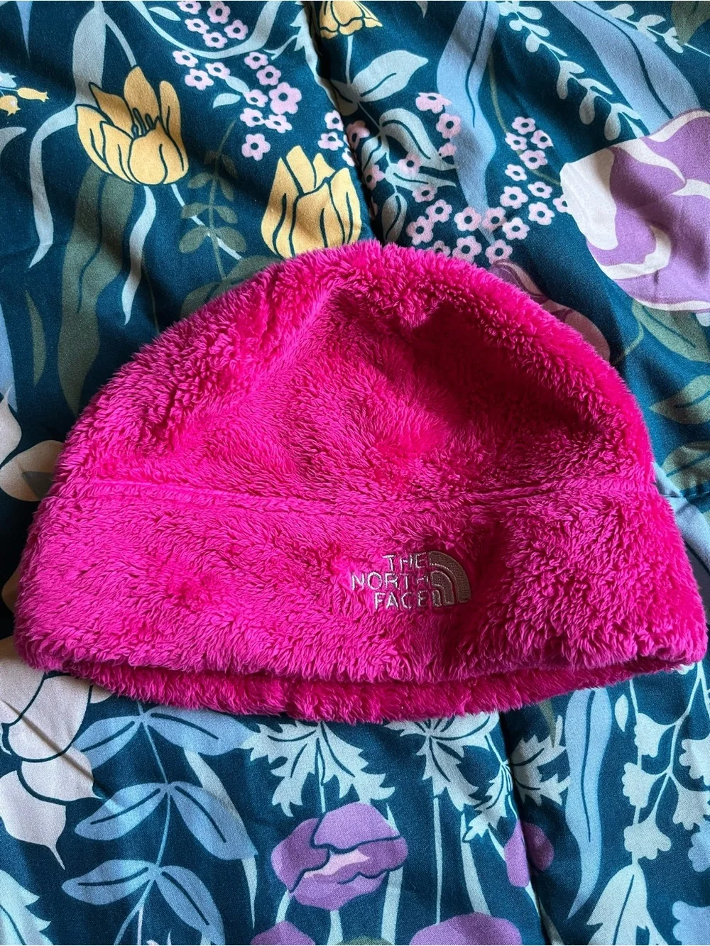 The North Face Kids Plush Beanie in Bright Pink Size Small 2T-4T